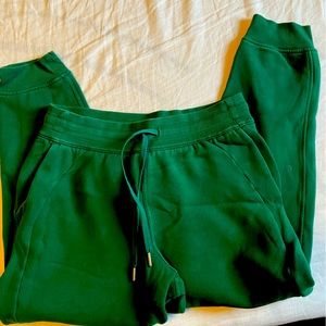 Lululemon scuba high rise jogger